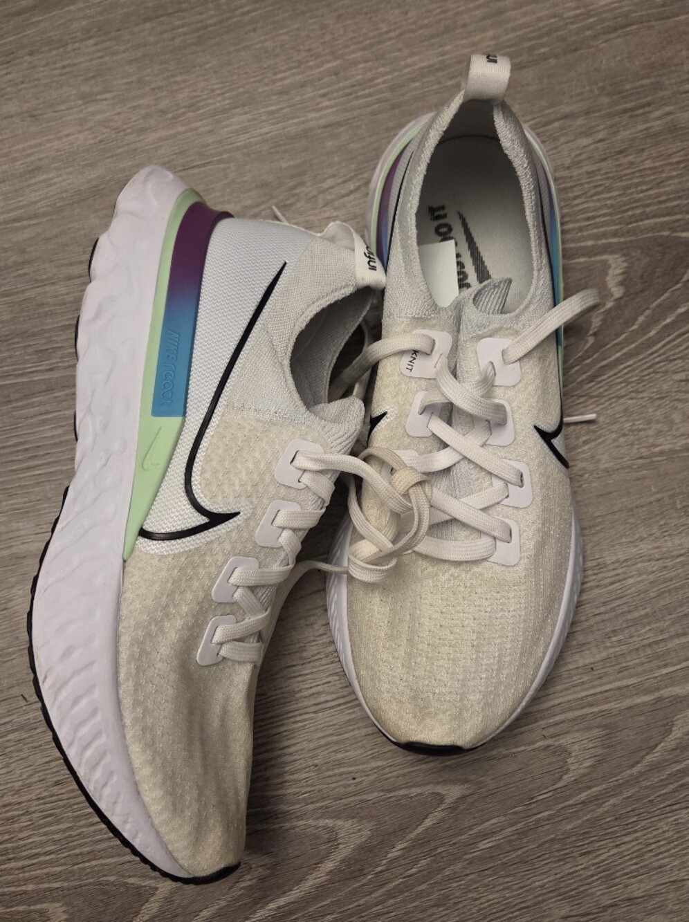 Nike Flyknit Infinity React Running Sneakers CD4371-102